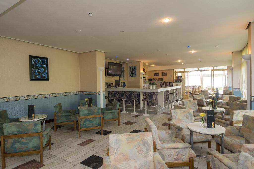 Balatonboglár Familia Hotel מראה חיצוני תמונה